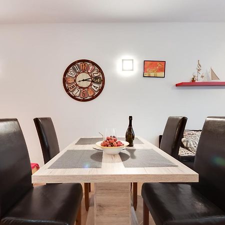Piran Punta Beach Apartment Екстериор снимка