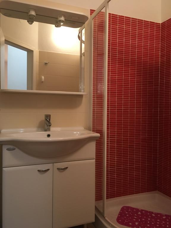 Piran Punta Beach Apartment Екстериор снимка